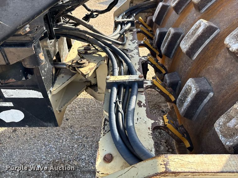 image for item DX5614 2002 Ingersoll-Rand SD77F TF single drum vibratory roller