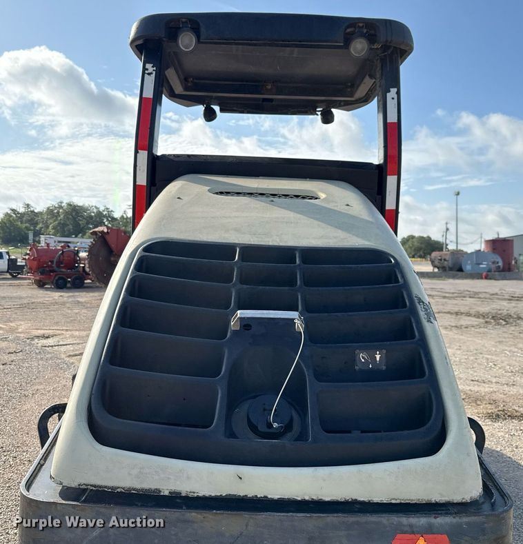 image for item DX5614 2002 Ingersoll-Rand SD77F TF single drum vibratory roller