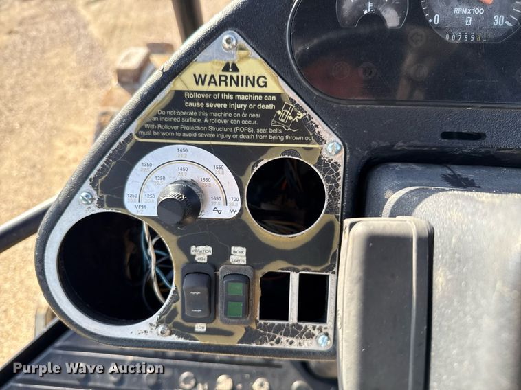 image for item DX5614 2002 Ingersoll-Rand SD77F TF single drum vibratory roller