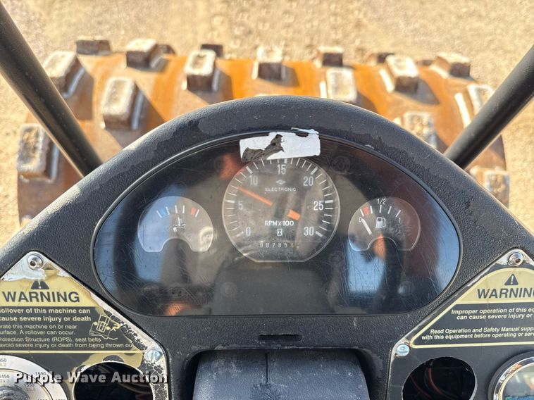 image for item DX5614 2002 Ingersoll-Rand SD77F TF single drum vibratory roller