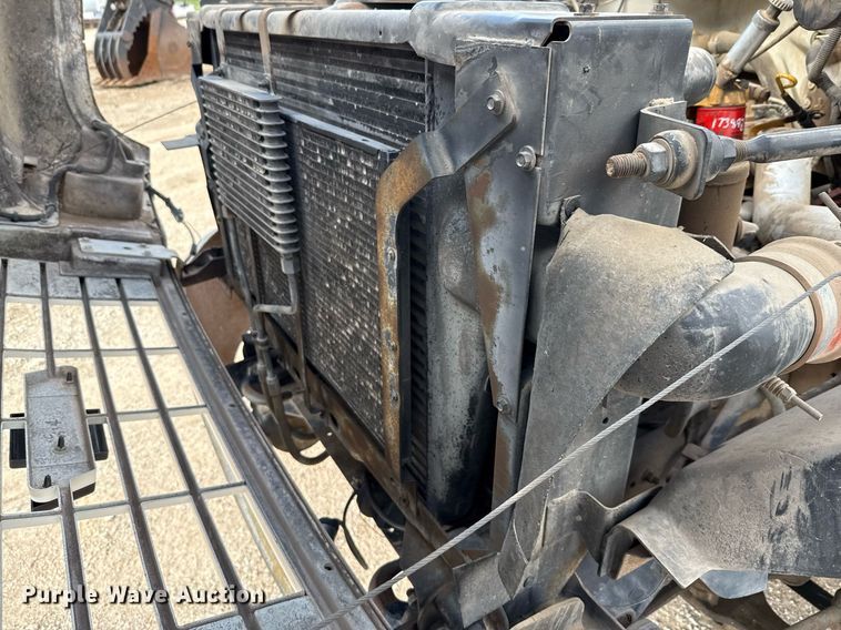 image for item DX5615 2000 Chevrolet C6500 bucket truck