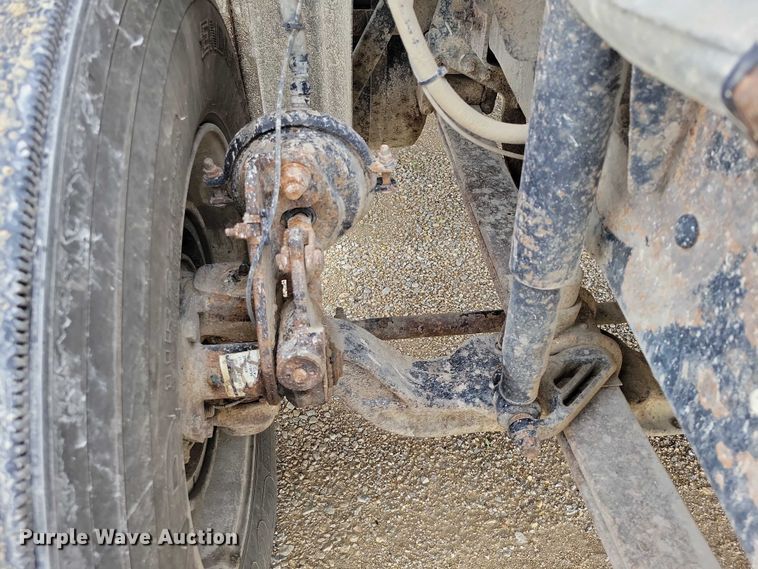 image for item DX7102 2006 Mack Vision CX600 semi truck