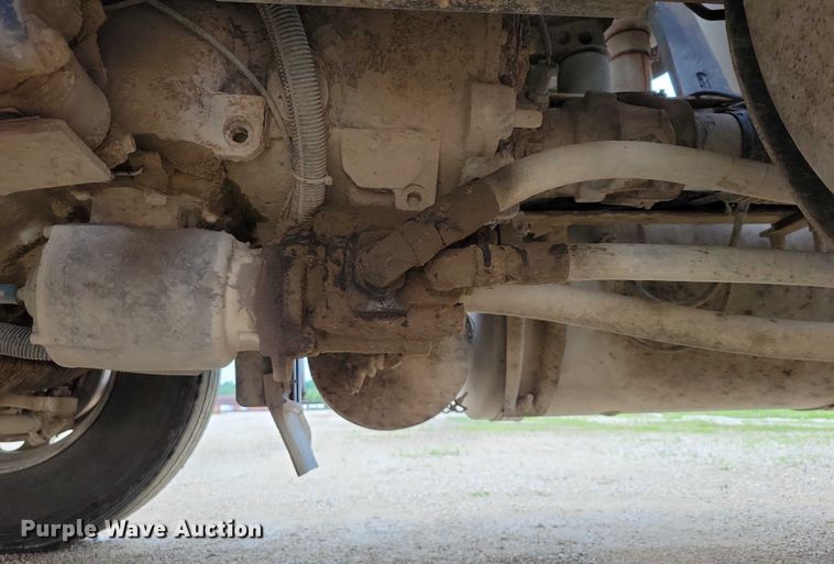 image for item DX7102 2006 Mack Vision CX600 semi truck