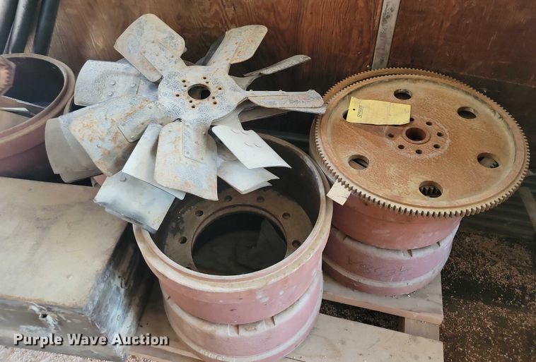 image for item DX7119 International Paystar truck parts