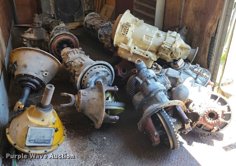 image for item DX7119 International Paystar truck parts