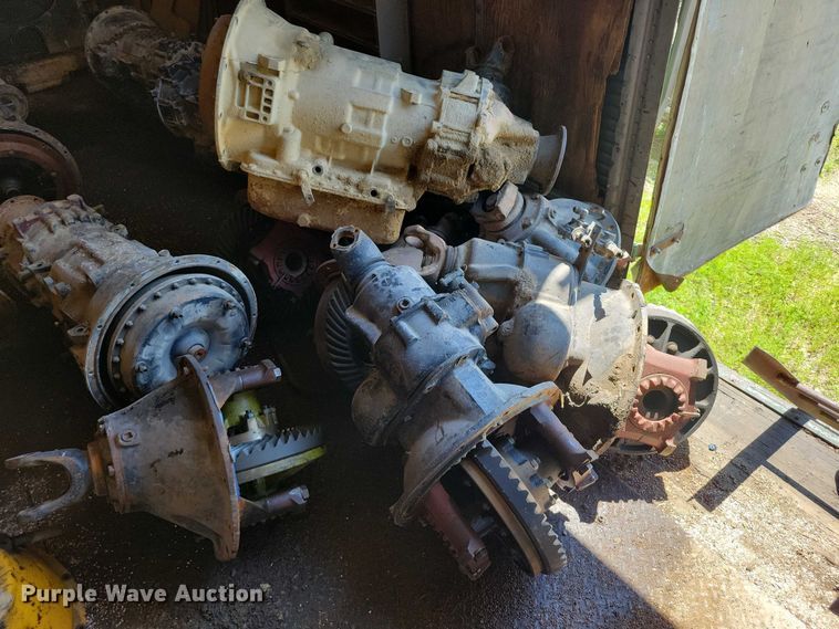 image for item DX7119 International Paystar truck parts