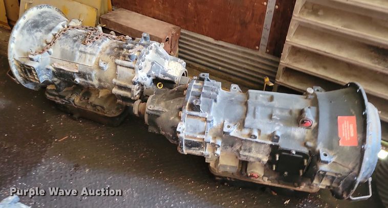 image for item DX7119 International Paystar truck parts