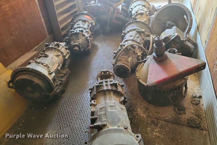 image for item DX7119 International Paystar truck parts