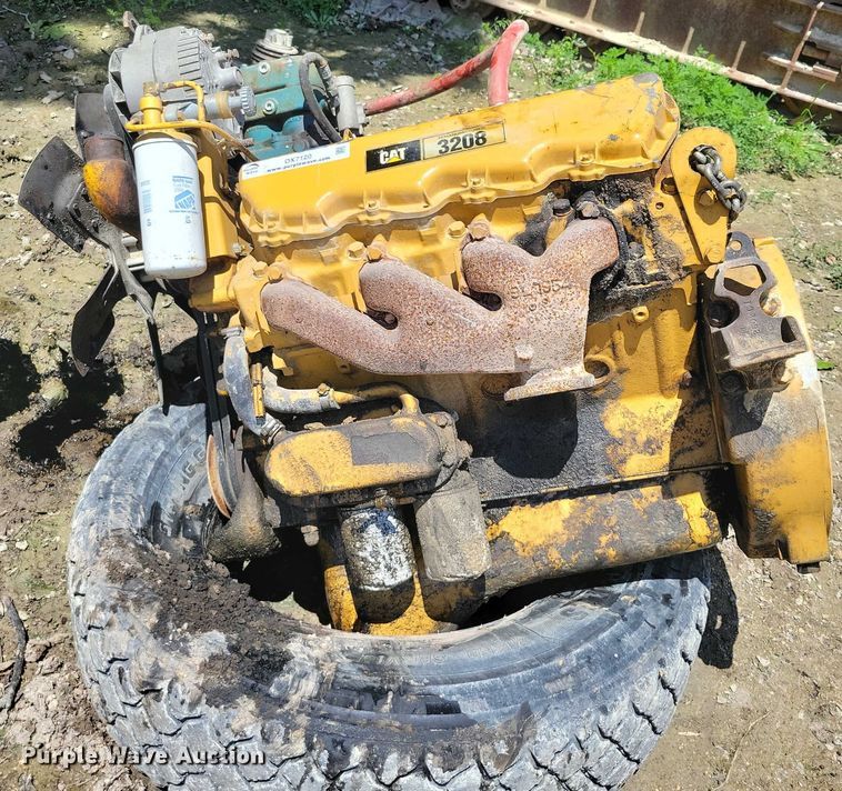 image for item DX7120 1993 Caterpillar 3208 engine