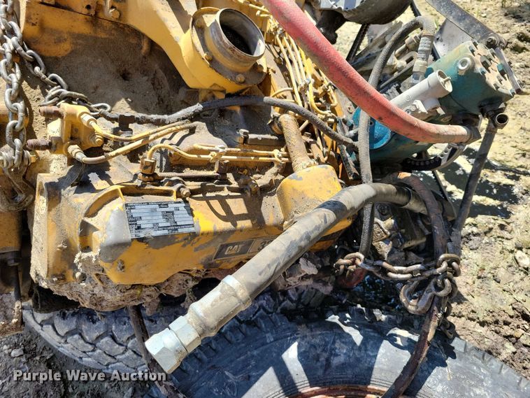 image for item DX7120 1993 Caterpillar 3208 engine