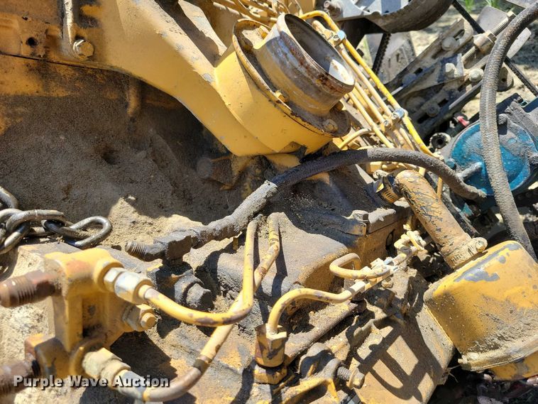 image for item DX7120 1993 Caterpillar 3208 engine