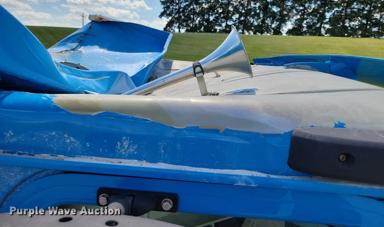 image for item DX7123 2014 Caterpillar CT660S dump truck