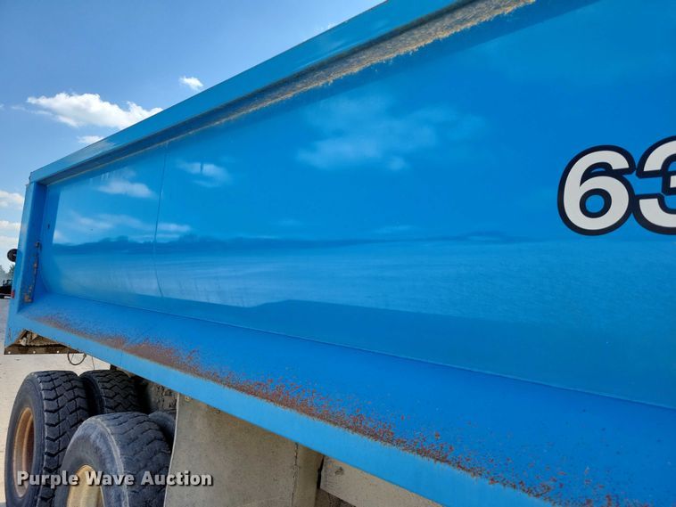 image for item DX7123 2014 Caterpillar CT660S dump truck