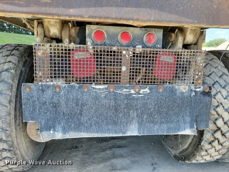 image for item DX7123 2014 Caterpillar CT660S dump truck