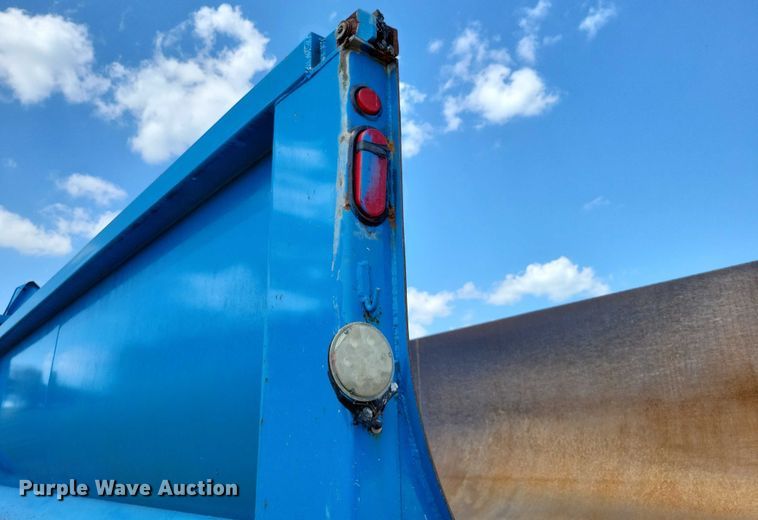 image for item DX7123 2014 Caterpillar CT660S dump truck