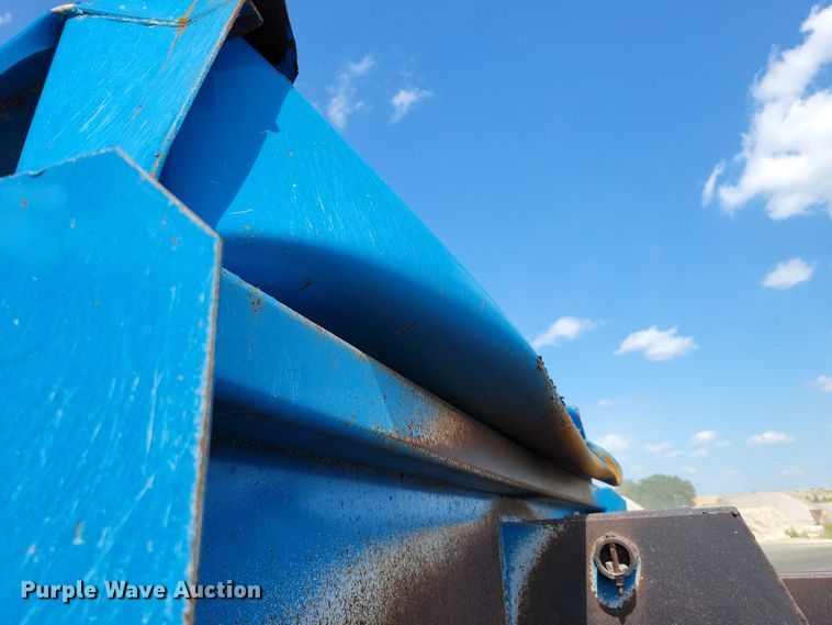 image for item DX7123 2014 Caterpillar CT660S dump truck