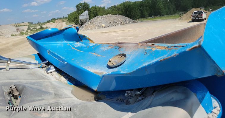 image for item DX7123 2014 Caterpillar CT660S dump truck