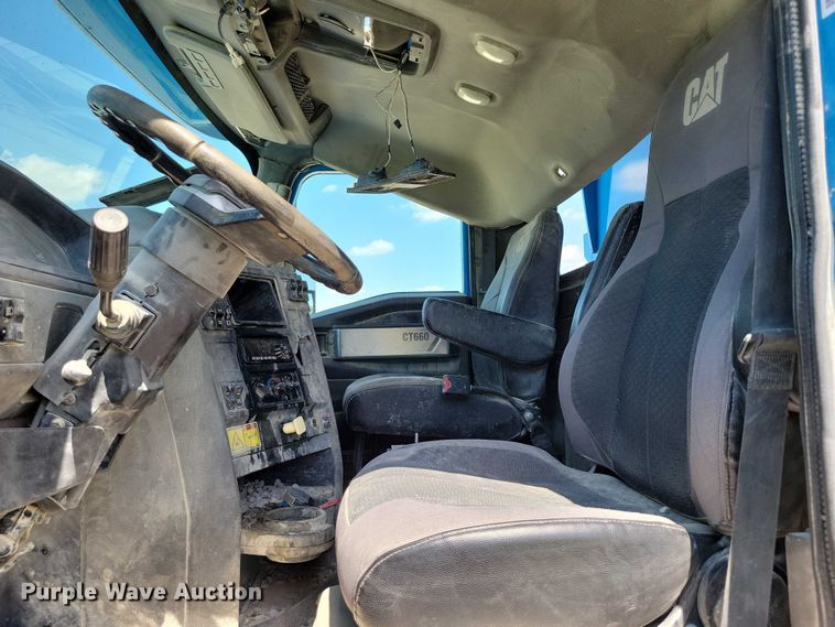 image for item DX7123 2014 Caterpillar CT660S dump truck