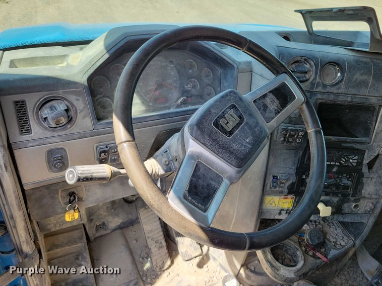 image for item DX7123 2014 Caterpillar CT660S dump truck