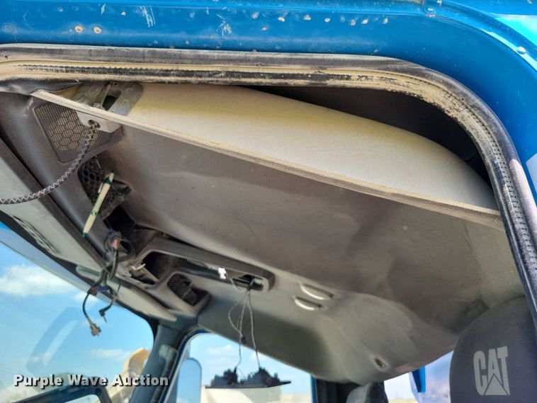 image for item DX7123 2014 Caterpillar CT660S dump truck