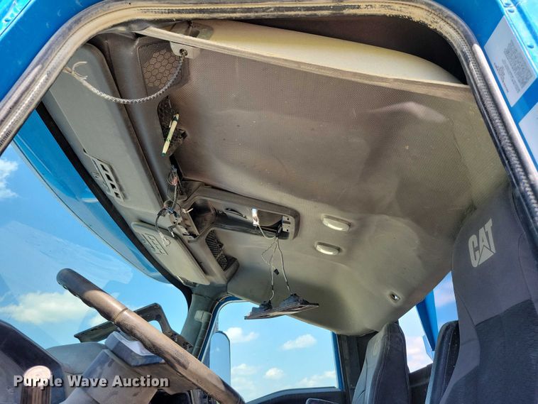 image for item DX7123 2014 Caterpillar CT660S dump truck