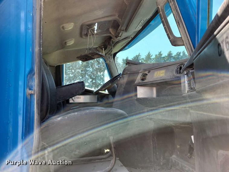 image for item DX7123 2014 Caterpillar CT660S dump truck