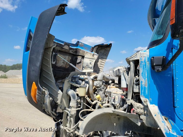 image for item DX7123 2014 Caterpillar CT660S dump truck