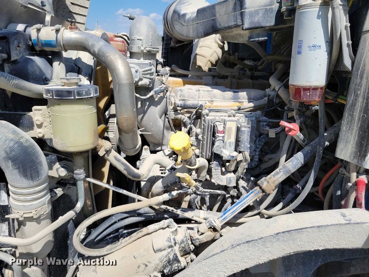 image for item DX7123 2014 Caterpillar CT660S dump truck