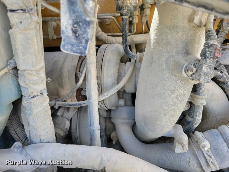 image for item DX7123 2014 Caterpillar CT660S dump truck