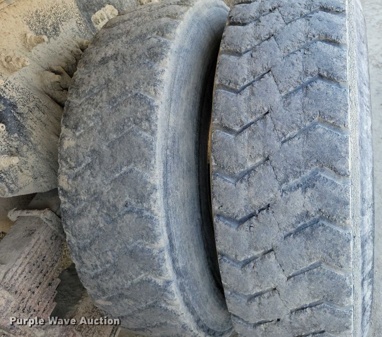 image for item DX7123 2014 Caterpillar CT660S dump truck