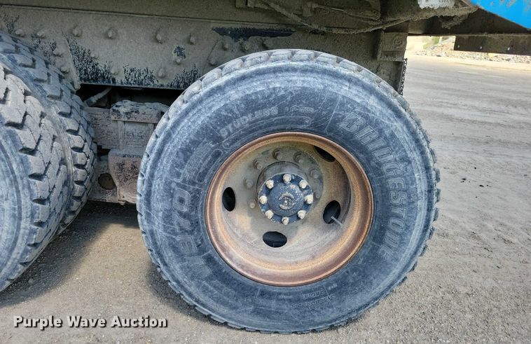 image for item DX7123 2014 Caterpillar CT660S dump truck