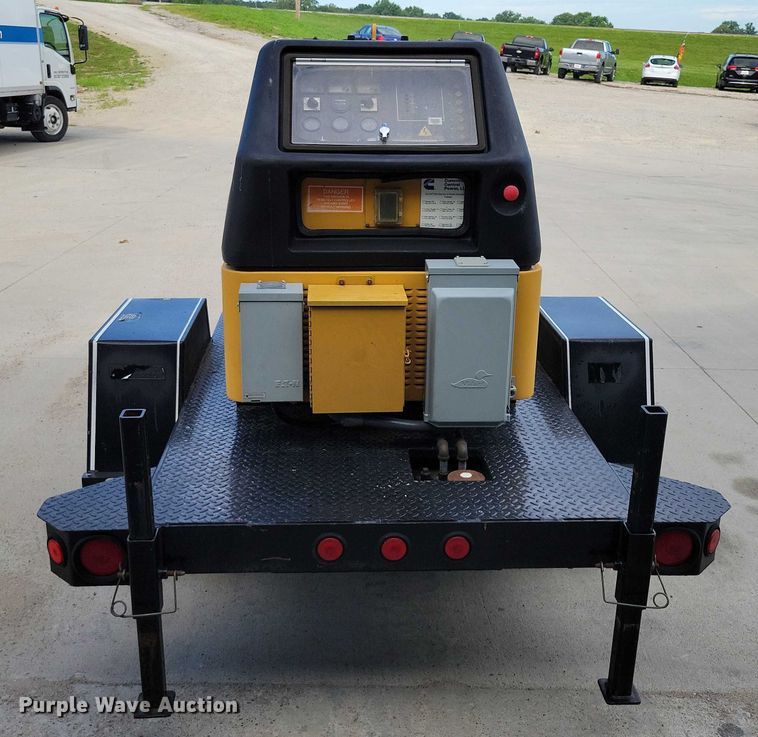 image for item DX7125 Caterpillar generator