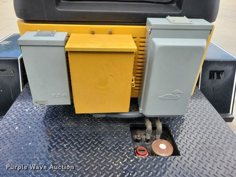 image for item DX7125 Caterpillar generator