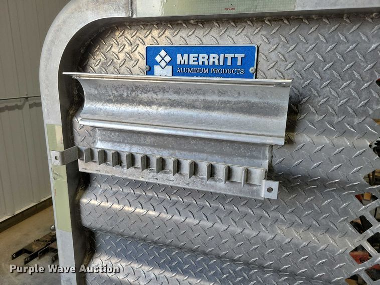 image for item DX7127 Truck parts