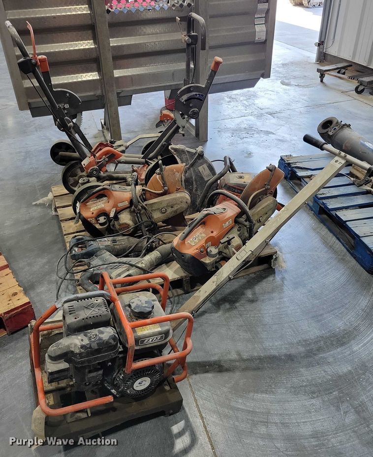 image for item DX7129 Tools