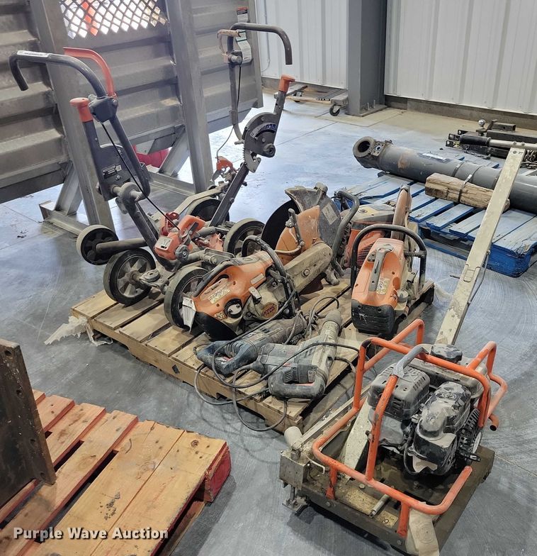 image for item DX7129 Tools