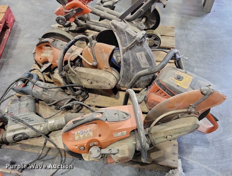 image for item DX7129 Tools