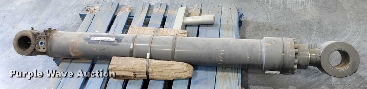 image for item DX7130 John Deere 350G excavator hydraulic cylinder