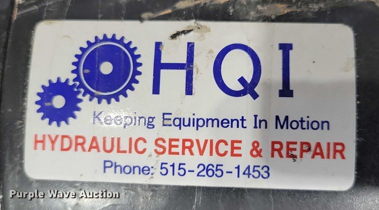 image for item DX7130 John Deere 350G excavator hydraulic cylinder