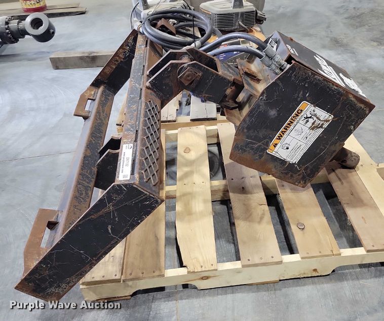 image for item DX7132 Lowe 1650 Classic skid steer auger