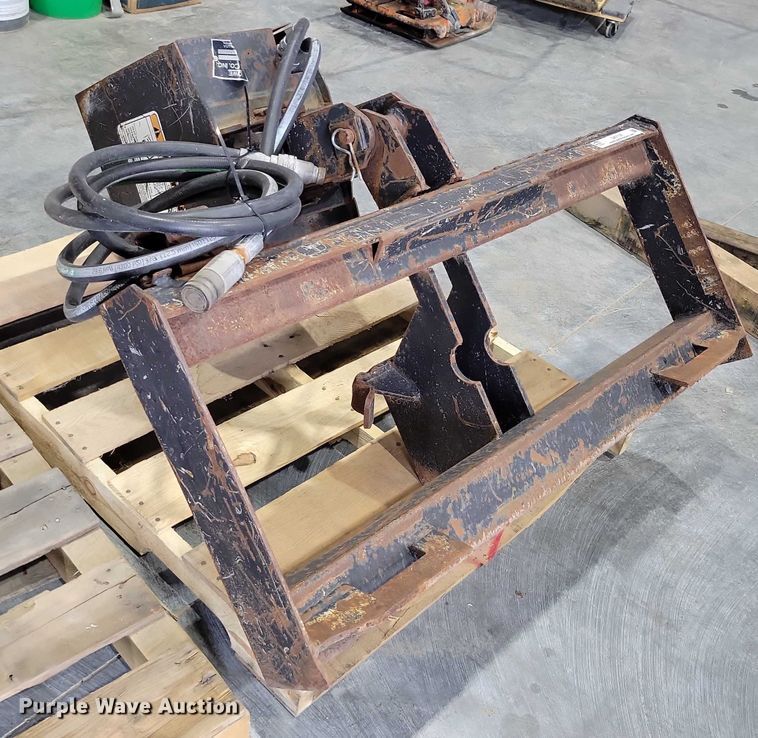 image for item DX7132 Lowe 1650 Classic skid steer auger