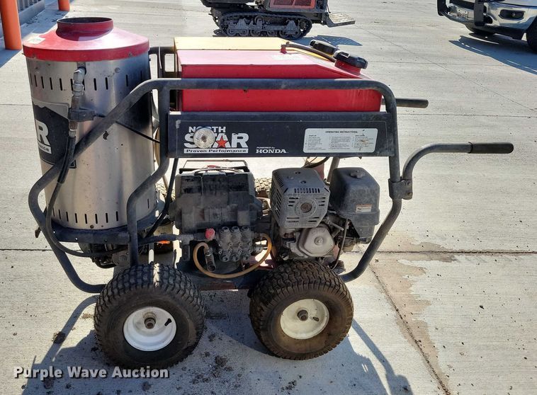 image for item DX7134 North Star hot pressure washer