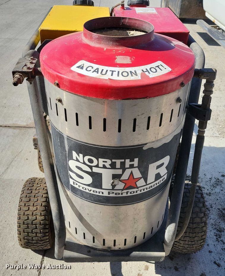image for item DX7134 North Star hot pressure washer