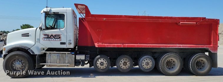 image for item DX7139 2017 Volvo VHD64F dump truck