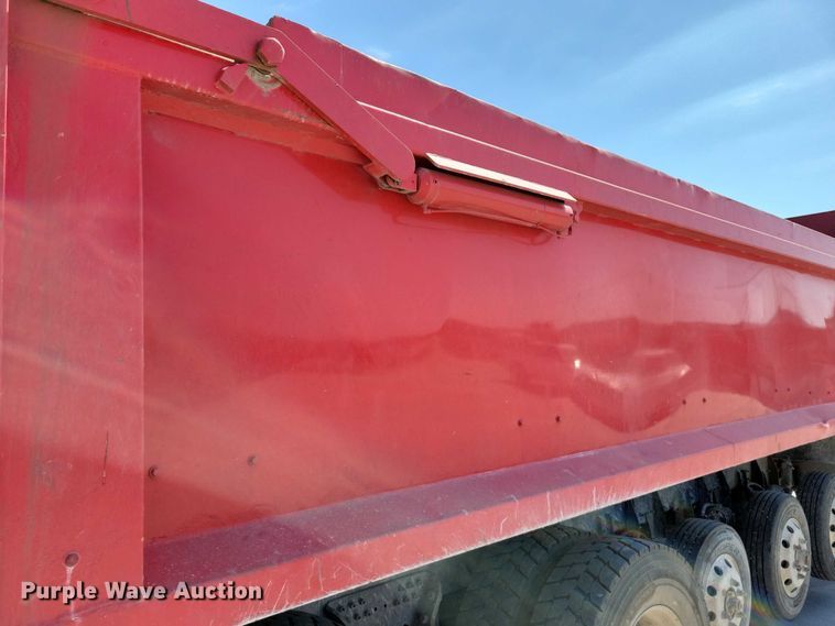 image for item DX7139 2017 Volvo VHD64F dump truck