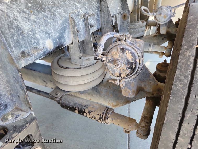 image for item DX7139 2017 Volvo VHD64F dump truck