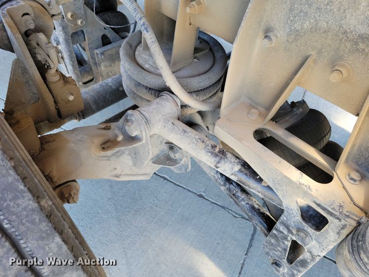 image for item DX7139 2017 Volvo VHD64F dump truck