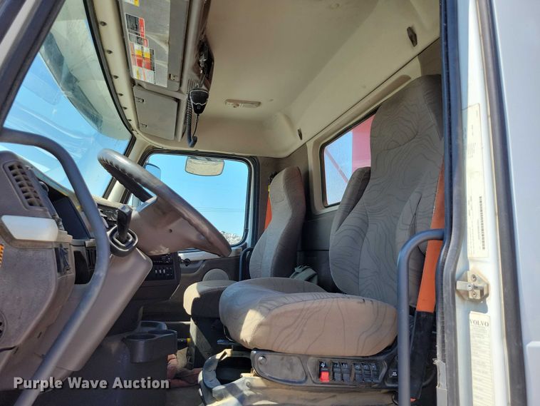 image for item DX7139 2017 Volvo VHD64F dump truck