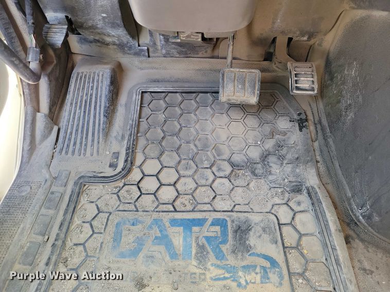 image for item DX7139 2017 Volvo VHD64F dump truck