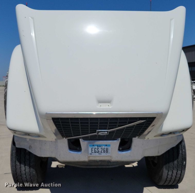 image for item DX7139 2017 Volvo VHD64F dump truck